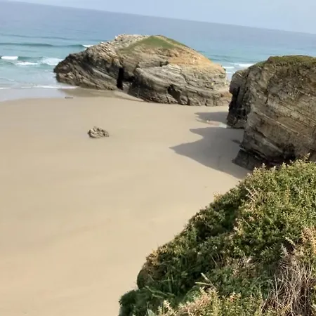 Playa Catedrales *